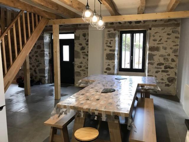 Gite Pour Famille Saint-Clément 外观 照片