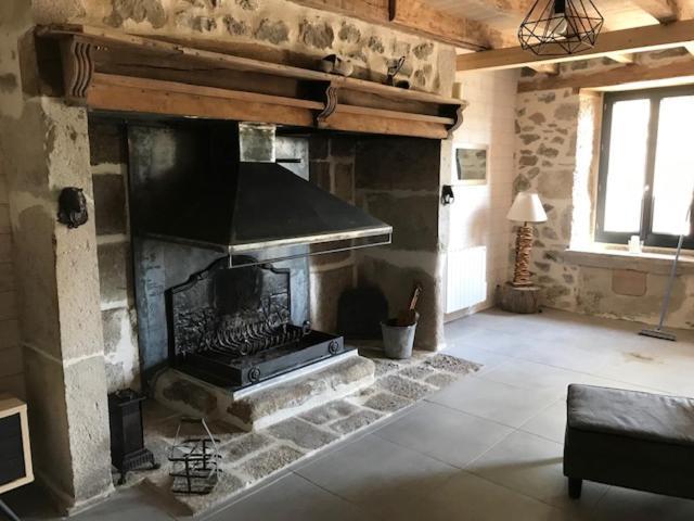Gite Pour Famille Saint-Clément 外观 照片